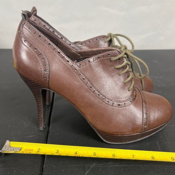 Fergalicious By Fergie Brown Lace-Up Heels Women's Size 10 - Picture 3 of 7